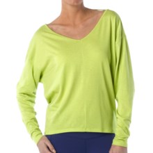 71%OFF 女性のランニングやフィットネスシャツ プラナビアンカシャツ - Vネック、ロングスリーブ（女性用） prAna Bianca Shirt - V-Neck Long Sleeve (For Women)画像